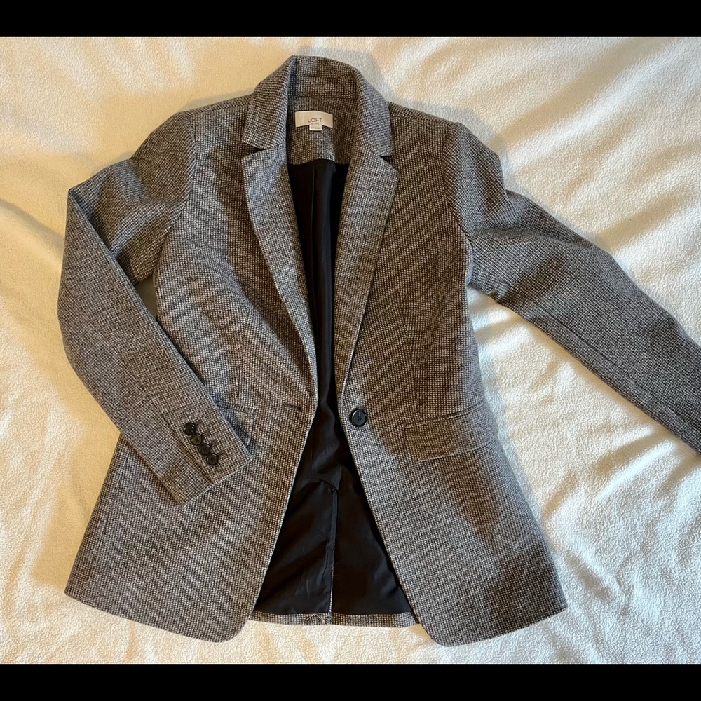Loft jacket never worn